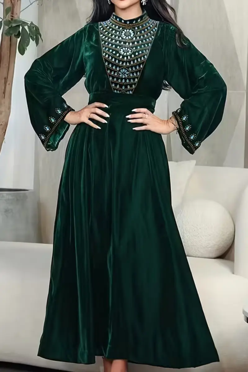 Velvet Signature Abaya | Designer Abayas